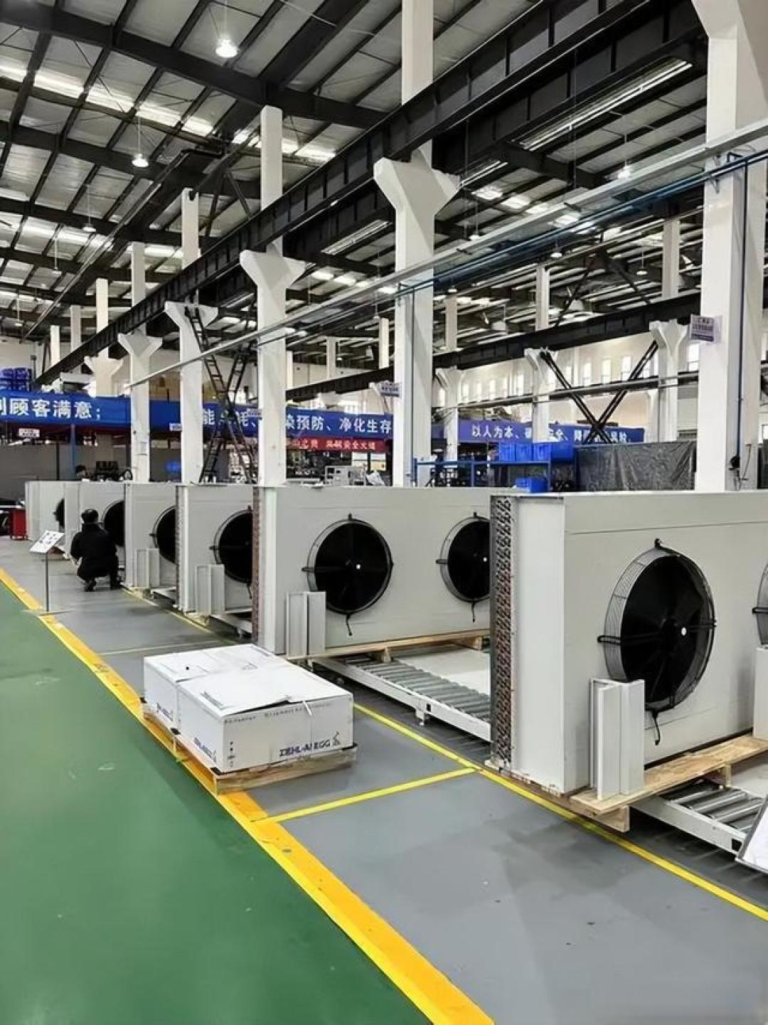 铜价暴涨逼空调换材料,行业龙头却集体沉默,格力一句话道破真相