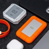 数码创作者的极速伙伴：雷孜LaCie Rugged SSD4 移动固态硬盘