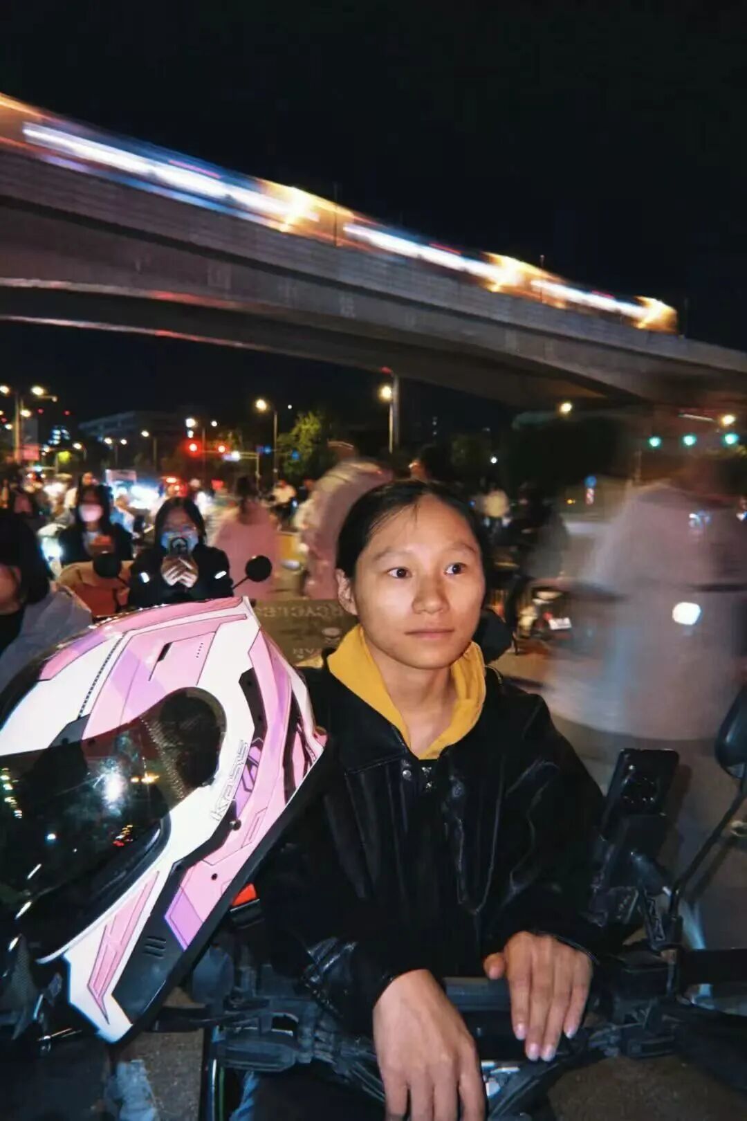 亲爱的美团,请你拍一拍这些外卖员,这局稳赢