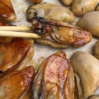 客人吃完说:这不就是海味的熟成肉吗?晒了几年金蚝,我才弄明白他在说什么。