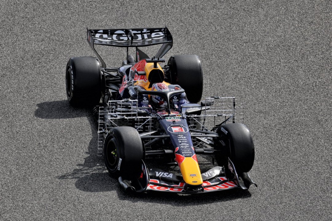 F1测试首日维斯塔潘刷爆里程数,红牛独特驾驶术已领先一步