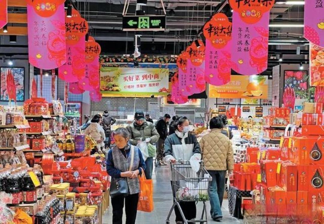 不挤春运，不被催婚，接父母进城过年成年轻人新潮流