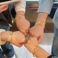 朋友圈晒金镯子大赛，到最后一张图，所有人都不敢再炫耀了