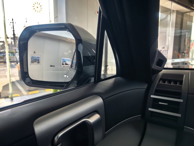 方程豹新能源车