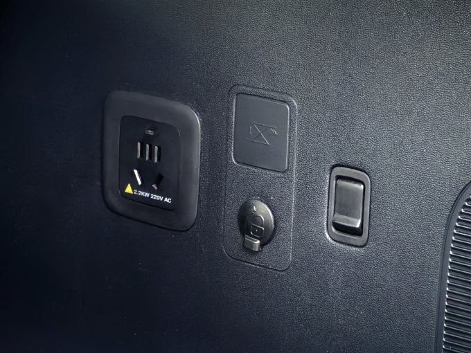 方程豹新能源车
