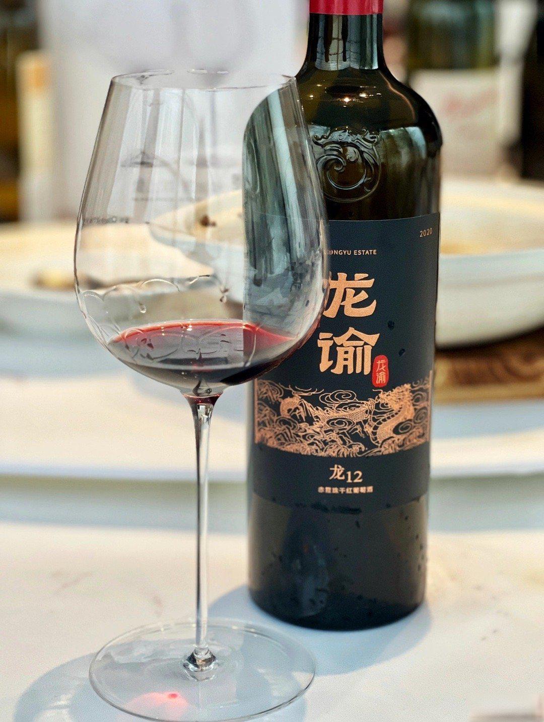 曾与拉菲平分,这瓶中国酒让马克龙说出“有对手了”