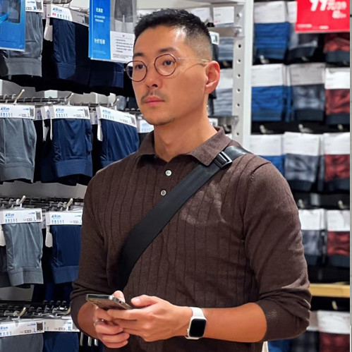 建议中年男人：不要买这4款鞋子，寒酸又油腻，有的话，别再穿了