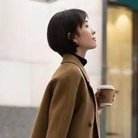 被今年的女装气笑了！不是“排骨”就是“龟壳”，件件难穿又土气