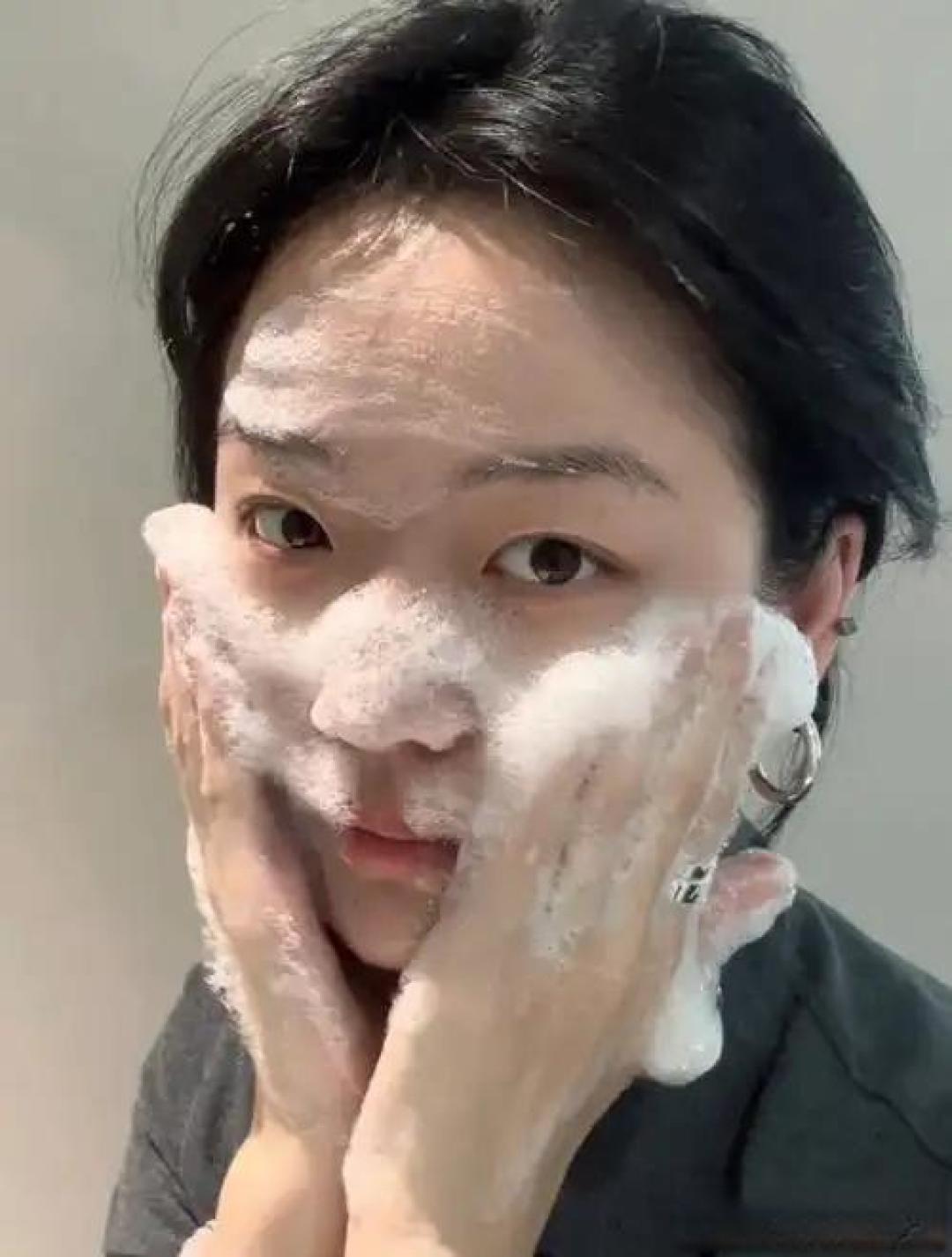 有什么洗面奶推荐吗?