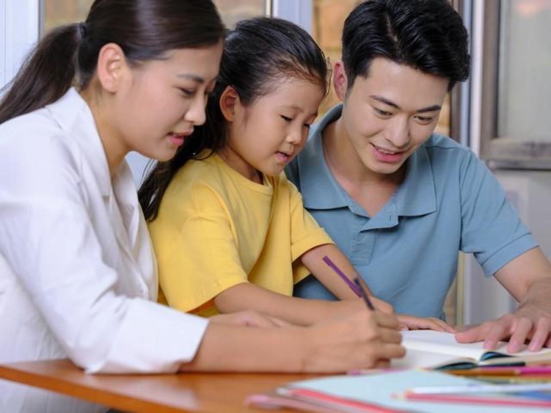 家长如何让孩子控制自己的情绪?