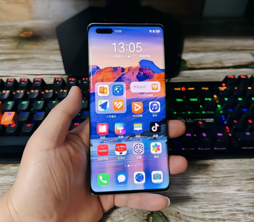 换了Mate 80 Pro Max一周，我竟开始怀念Mate 40 Pro+？老旗舰还能再战