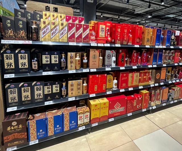 白酒什么牌子好喝不贵？这4款100%纯粮不上头，80后家中常备