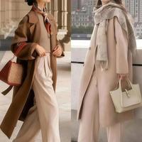 现在不兴牛仔裤了！今春流行“中缝裤”，洋气显瘦显腿直，超有范