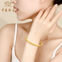 为什么懂行的人都买素圈手镯？金店老板说漏嘴了