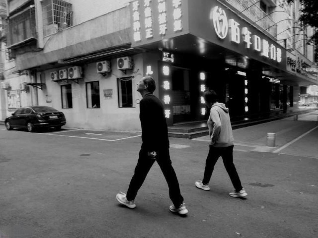 走路,一个容易被忽视的健身动作,长期坚持身体会有哪些变化?