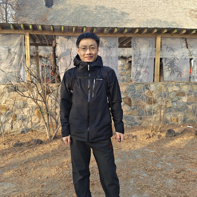 黑冰2902三合一冲锋衣：一件解锁秋冬全场景，户外党实测不踩雷