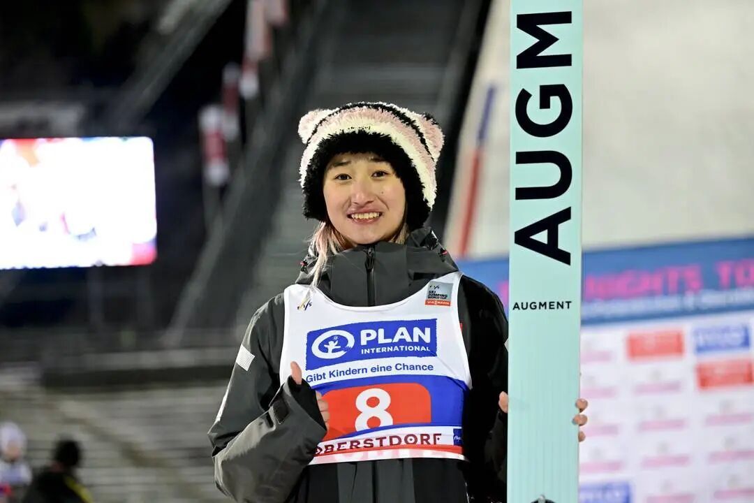 首次亮相便是突破!四川小将曾坪创中国跳台滑雪冬奥会最佳成绩