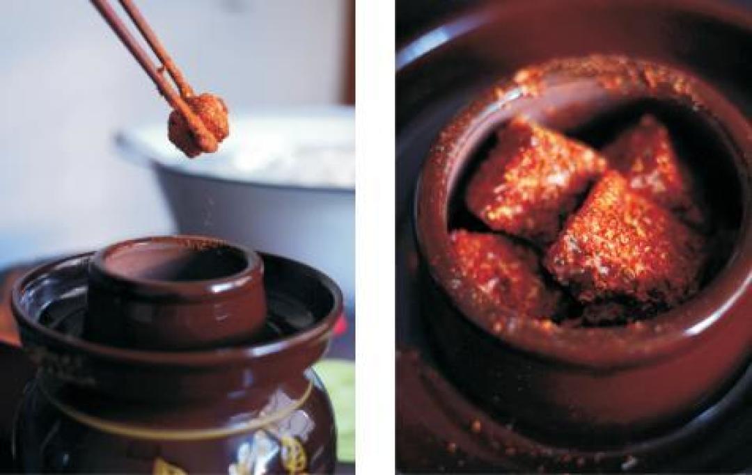 霉豆腐从网络火到街头,年轻人排队体验“自制”的快乐与风险