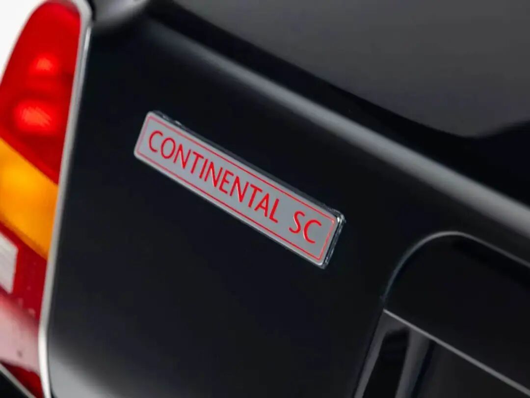 1999年的宾利Continental SC轿跑，如今还能卖30万美元