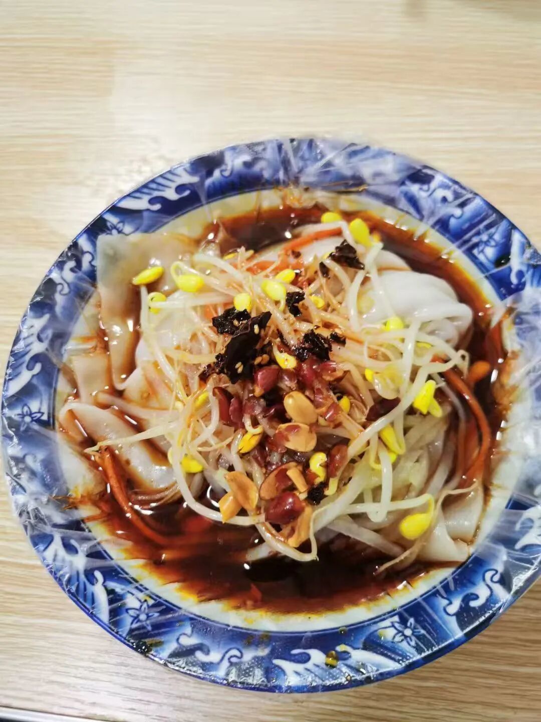 【“故乡的美食”征文作品】散文:一碗热面皮,一生解不开的乡愁/唐秀丽 (陕西)