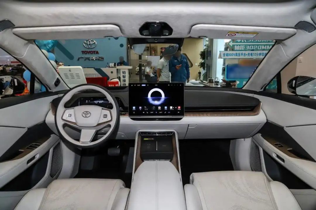 比亚迪海豹08、全新纯电奔驰C级,2026重点纯电轿车展望