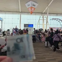 第一次来泰国普吉岛购物 如果你买的东西比较多 种类也比较多的话 建议分开不同的店买 因为它退税的要求是要2000泰铢单笔订单才可以 所以这个的话要分配一下购物地点# #泰国旅行 #普吉岛旅行 #普吉岛旅行vlog #普吉岛旅行搭子