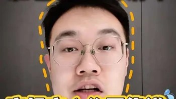 产前产中产后，准爸爸必做10 件事！照着做，宝妈夸你靠谱！
从产前准备待产包、熟悉医院流程、保持手机畅通，到产中守好产房门口、核对宝宝信息、迎接宝妈，再到产后关注宝妈饮食、护理、辅助康复，以及宝宝的胎便、脐带、黄疸等❤️
#准爸爸必看 #孕晚期 #产前准备 #孕期知识