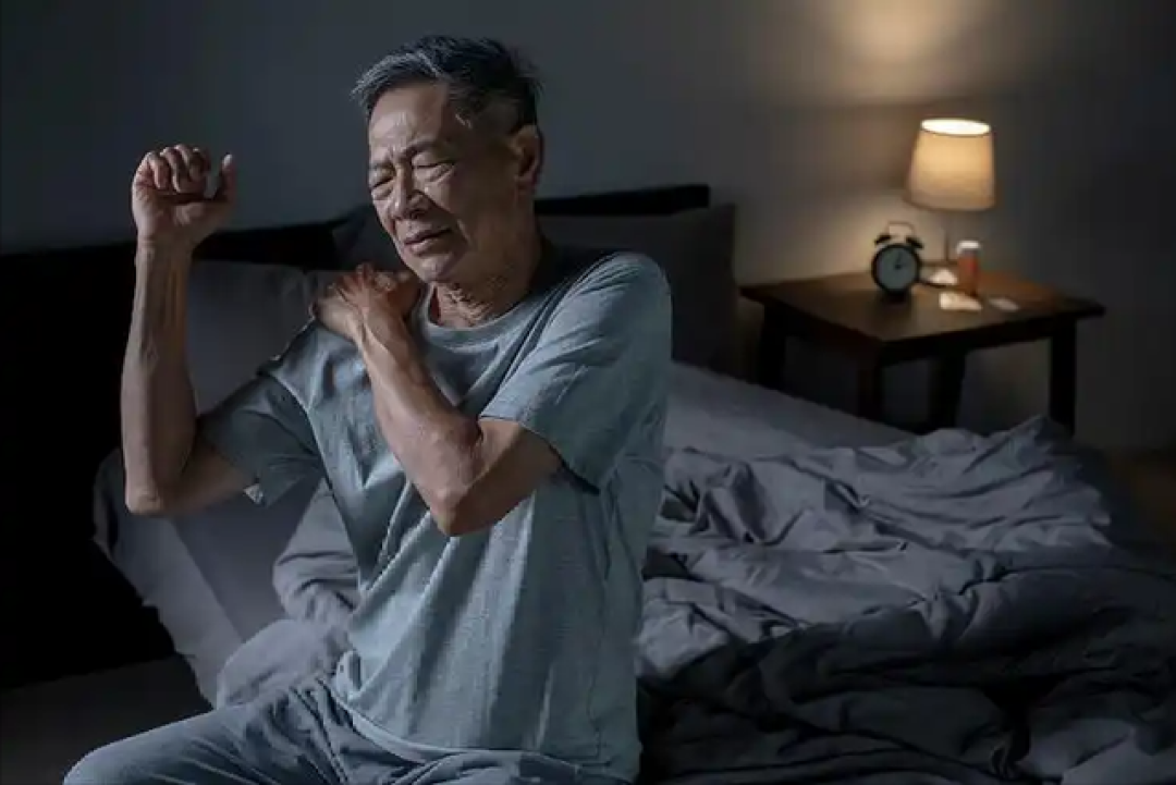 10点睡觉出问题了?医生建议:过了69岁,睡觉尽量要做到这5点