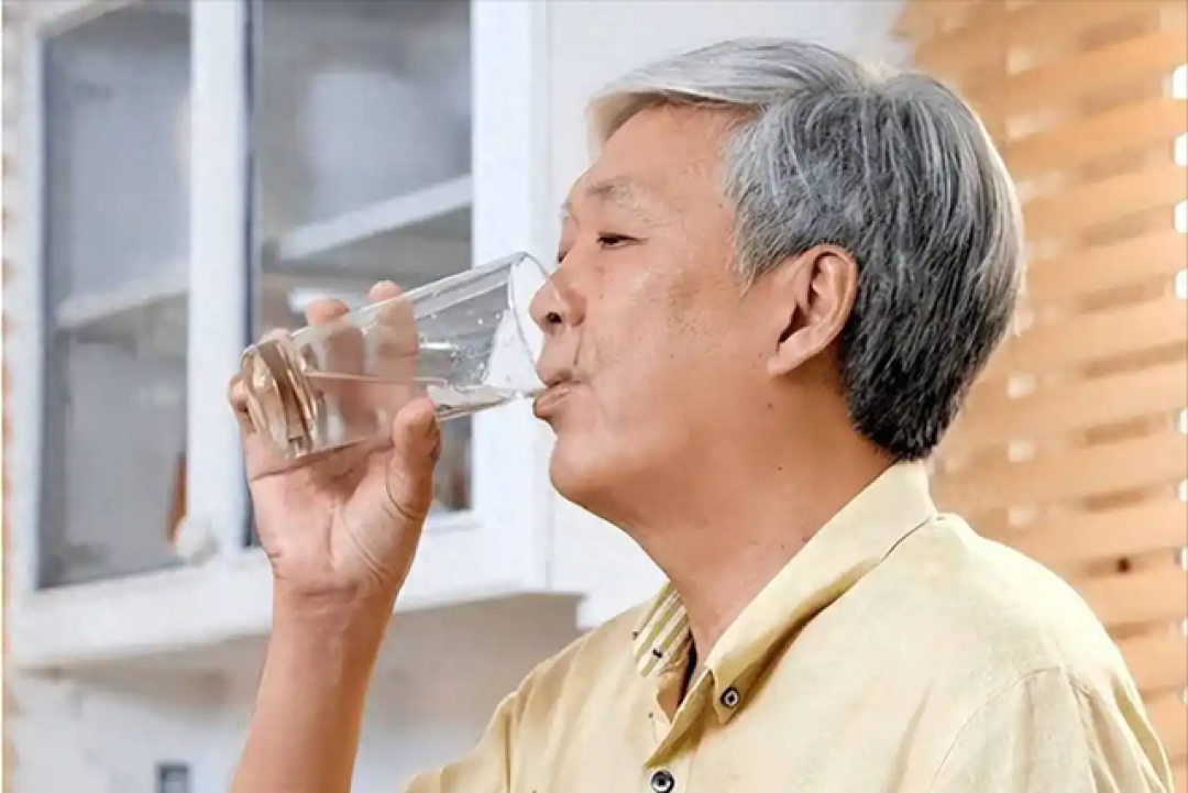 10点睡觉出问题了?医生建议:过了69岁,睡觉尽量要做到这5点