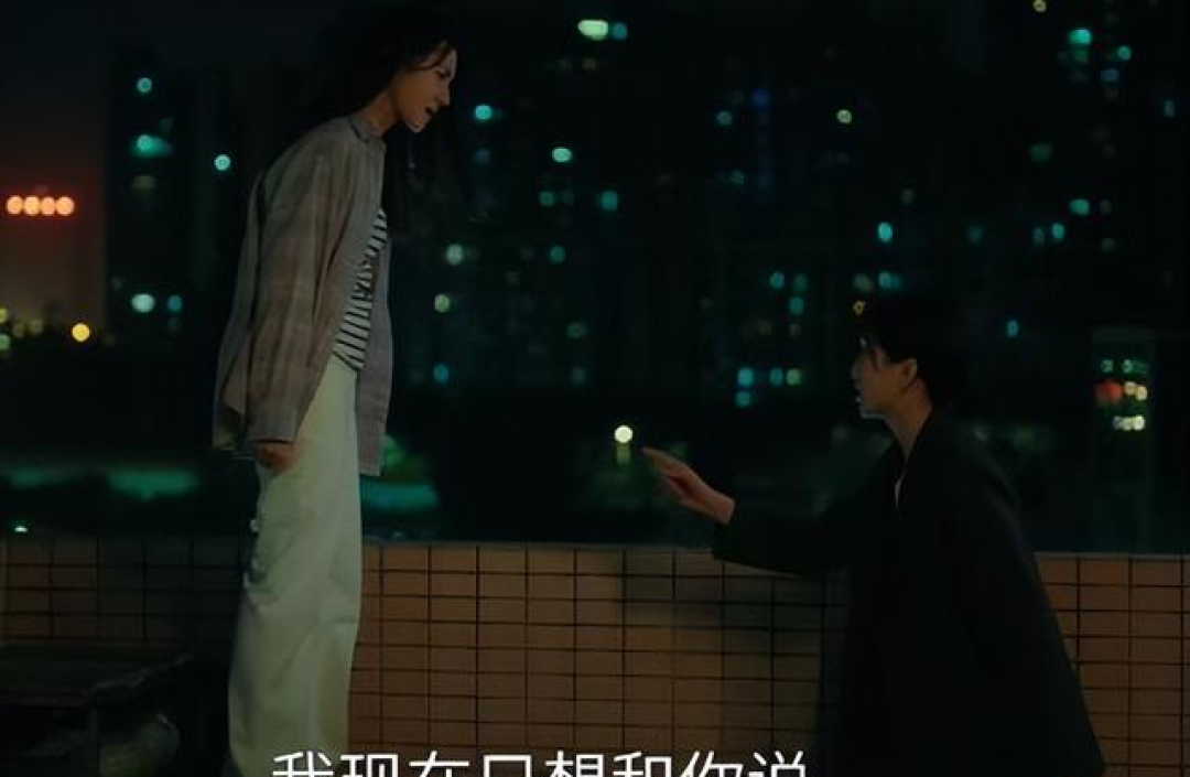 江疏影、佟大为都市剧《夜色正浓》首播,评价一针见血,太乱了