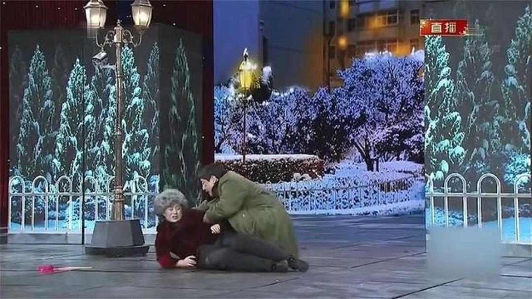 给前三届马年春晚小品排个名 冯巩第九 赵本山第二 第一险些无缘春晚