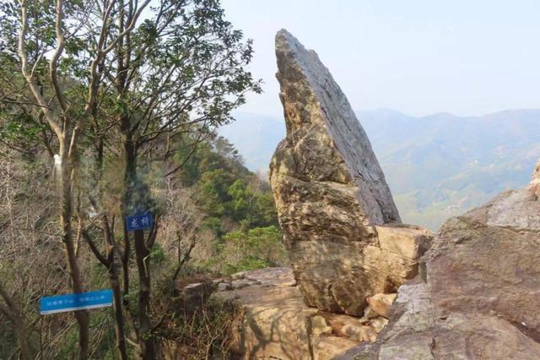 藏在宁波群山的徒步秘境，永传寺环线奇石林立，险峻清幽值得游玩