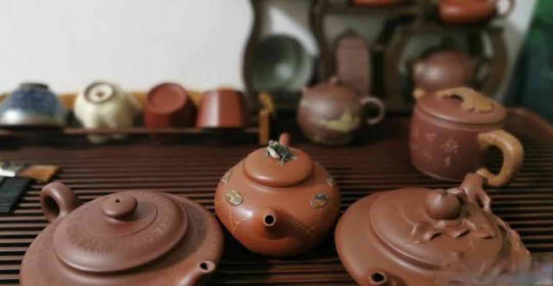 紫砂壶养壶秘诀:干湿交替才是王道!90%人做错,难怪包浆发黑