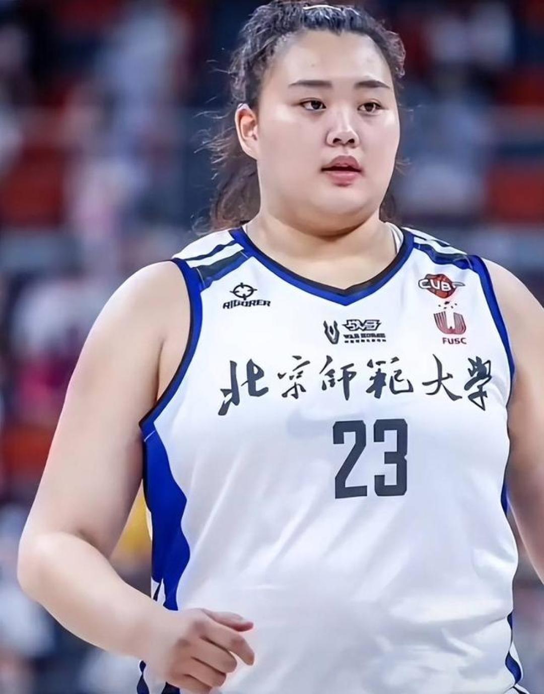 官宣!中国女篮公布最新一期大名单,王思雨、张子宇、刘禹彤领衔