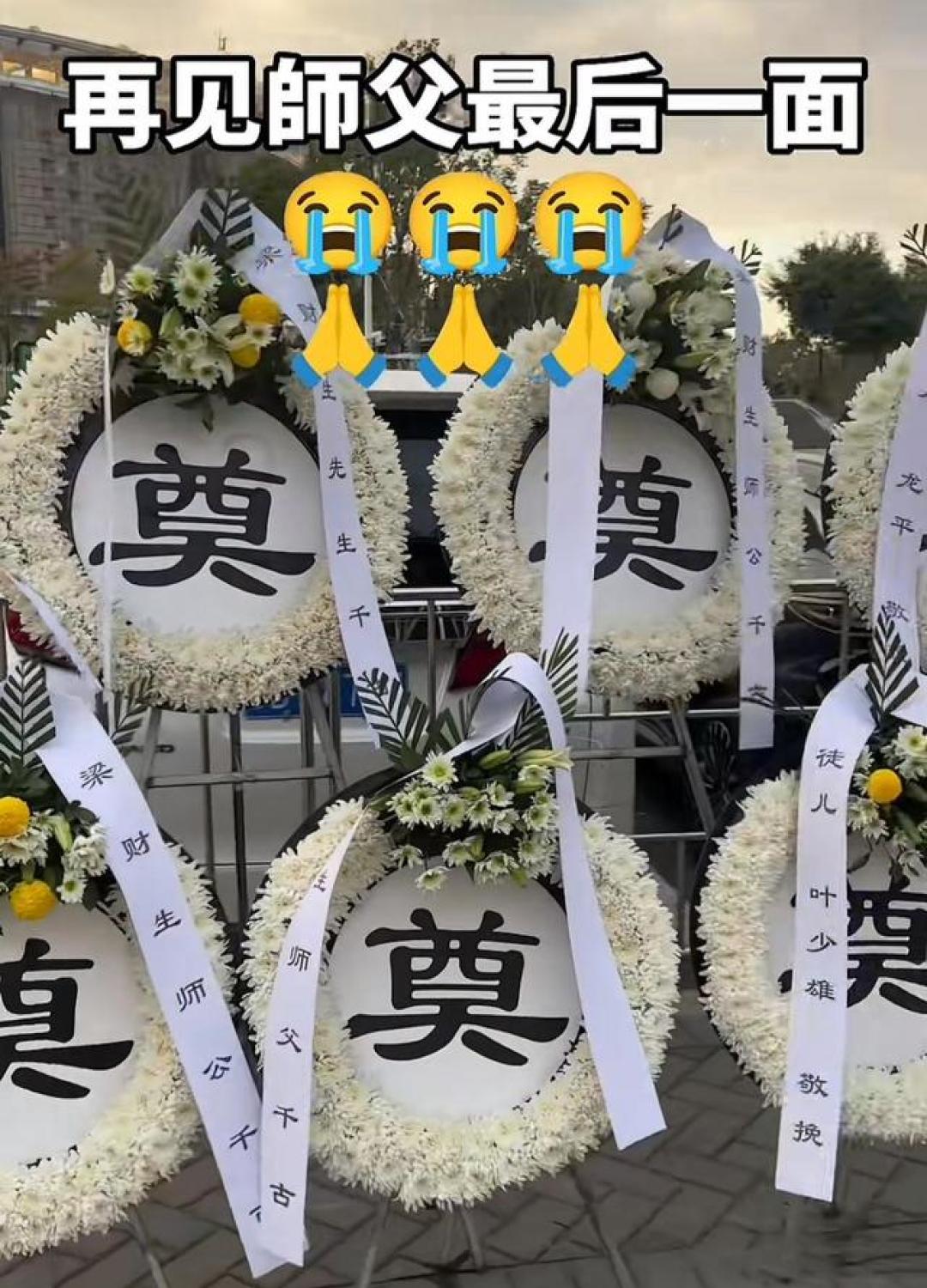 一场追悼会,看穿梁小龙在香港的真实地位,原来成龙没说谎