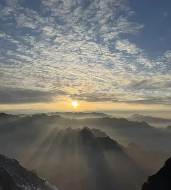 华山登山：一份亲测有效的避坑指南