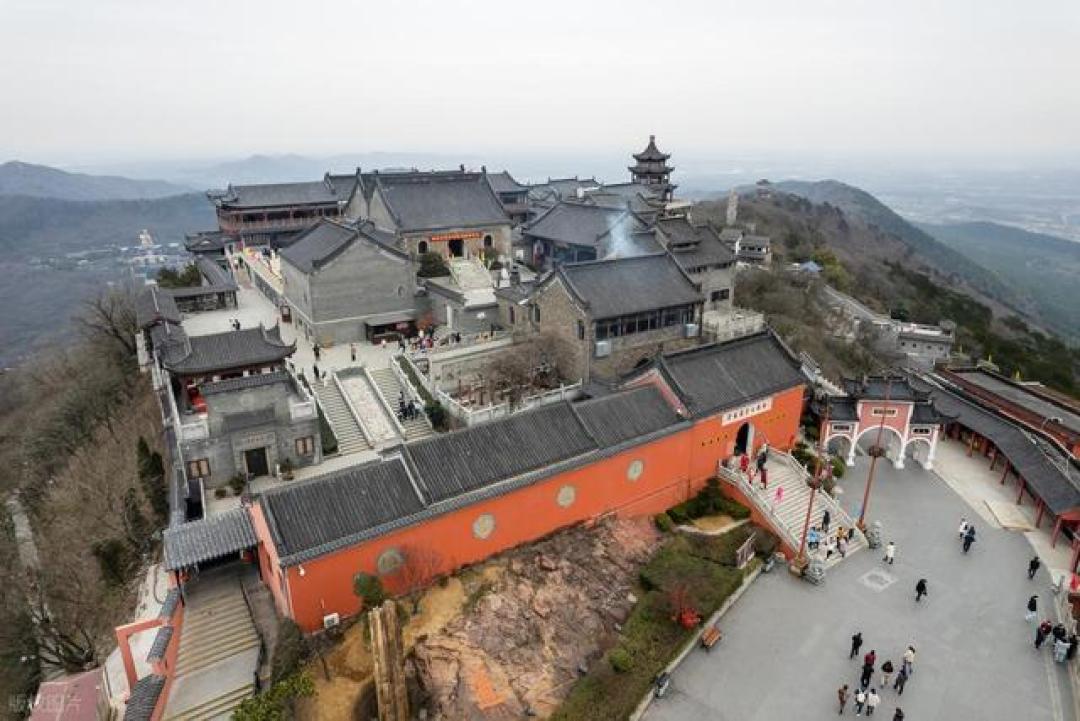 扬州这一地方火了,被誉为扬州人的“三清山” ,赏景徒步都超赞!