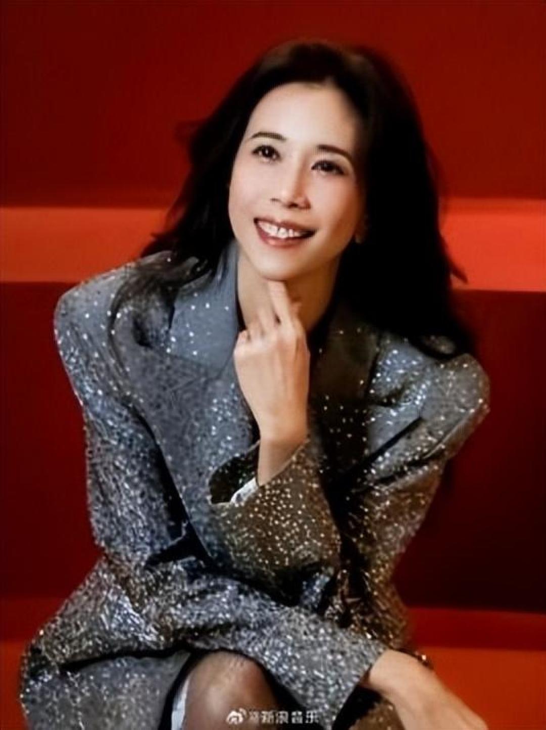 莫文蔚:两段失败的感情,最后嫁给了17岁的初恋,坚持做自己
