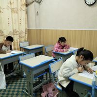 AI浪潮来袭！未来5年最易被取代的6大行业，家长一定要看
