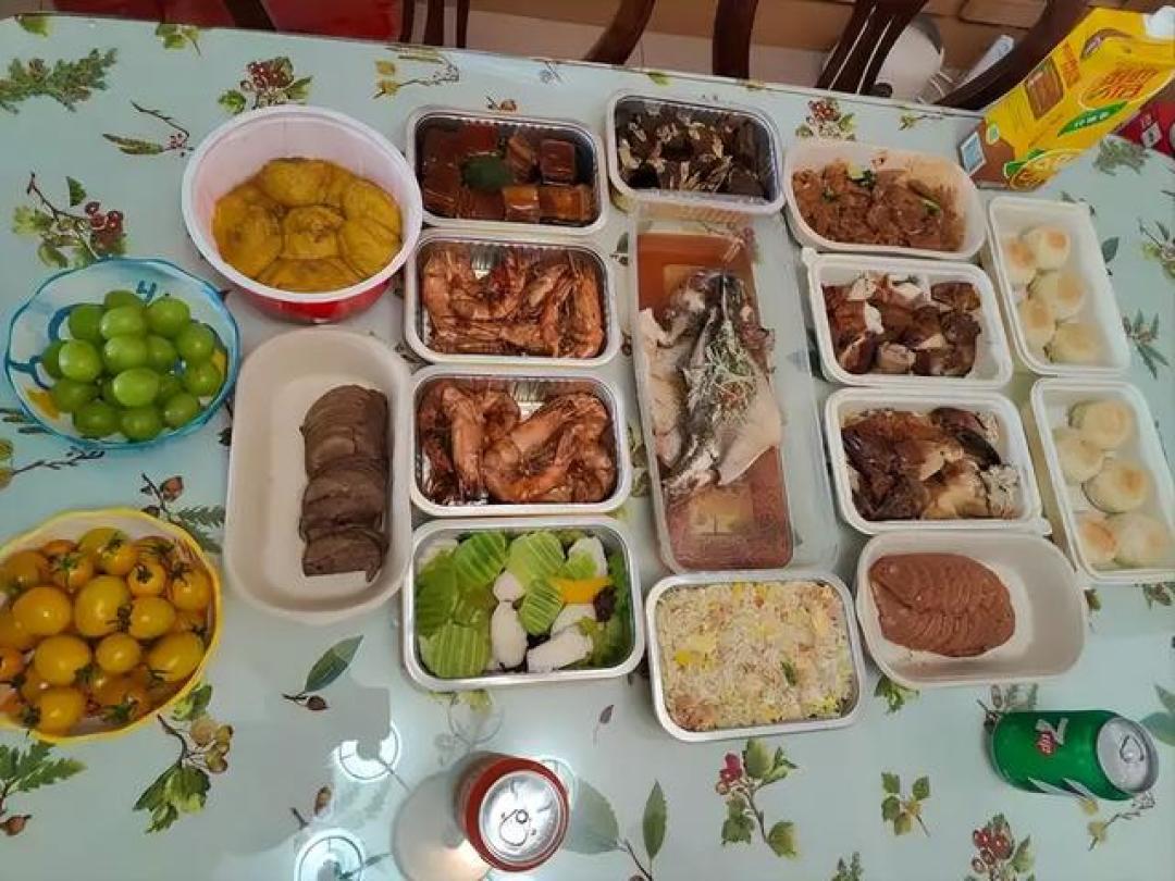 200亿春节预制菜攻陷年夜饭，年轻人推翻传统：省事、不出错！