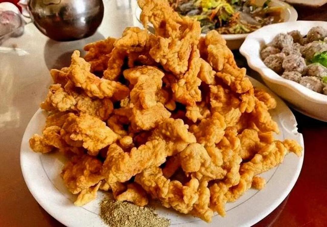 山东一家3口人的年夜饭,发朋友圈火了,网友:太寒酸,不忍看!