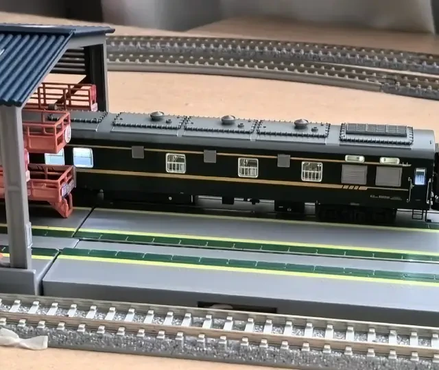 微景空调发电车
#n比例火车模型 #微景 #空调发电车