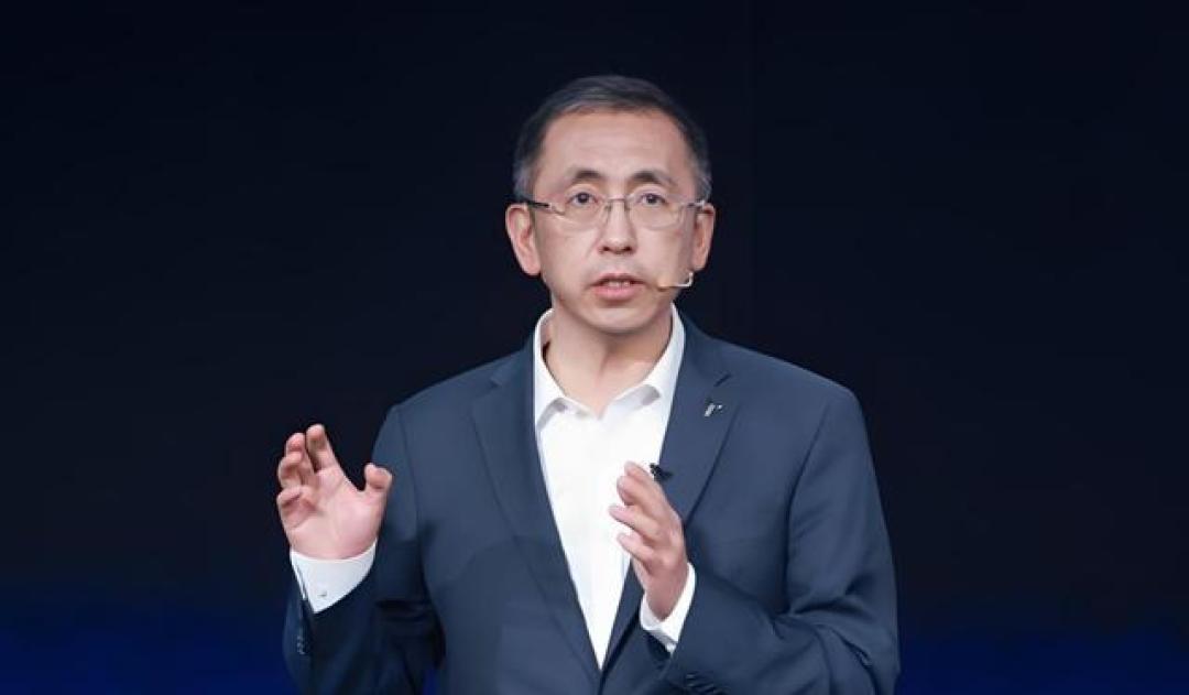 烧了上百亿,终于赚了10亿!岚图上市是给东风交作业还是真起飞?