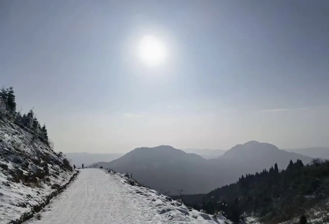 成都一座蜀地仙山,雪景巨好看,免费游玩,和5A景区同名
