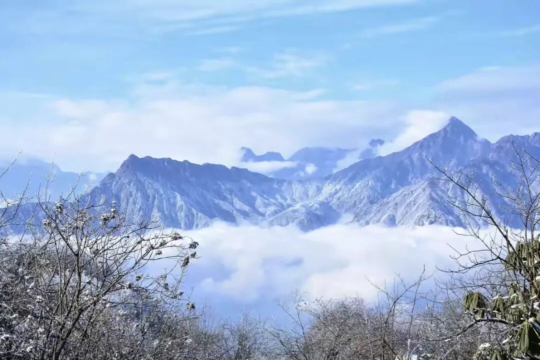 成都一座蜀地仙山,雪景巨好看,免费游玩,和5A景区同名