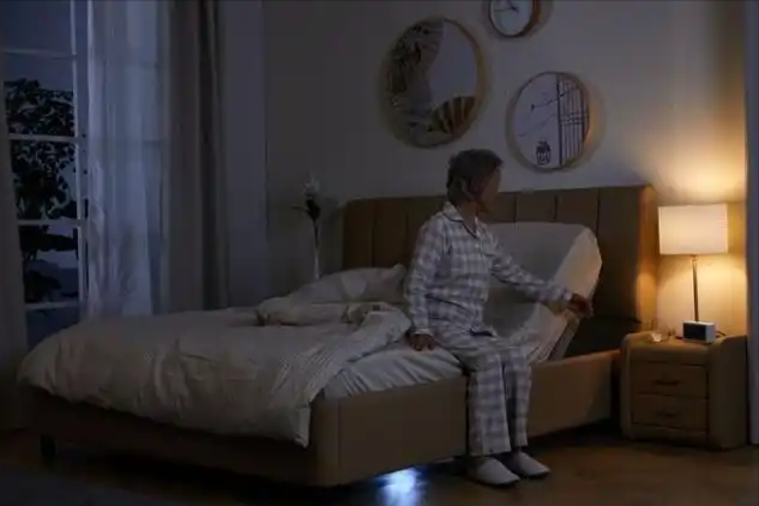 10点睡觉不正确？医生告诫：老人过了65岁，睡觉尽量要做到这7点
