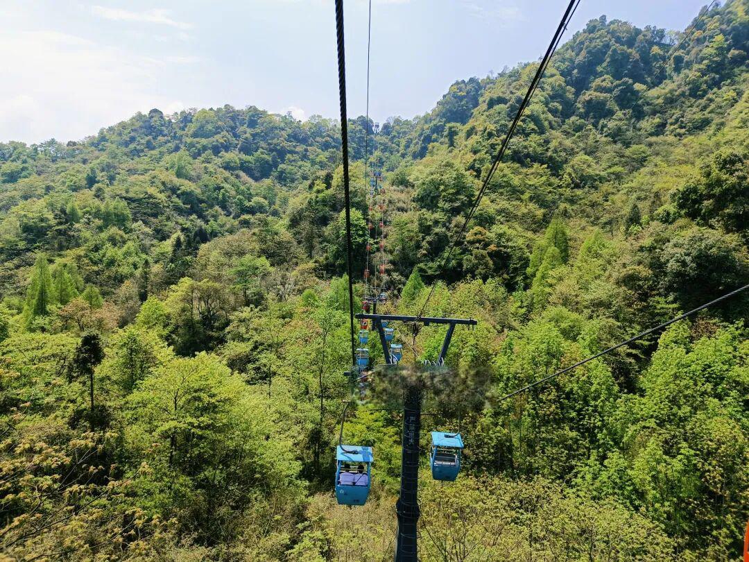 富养自己的最好方式:爬山。