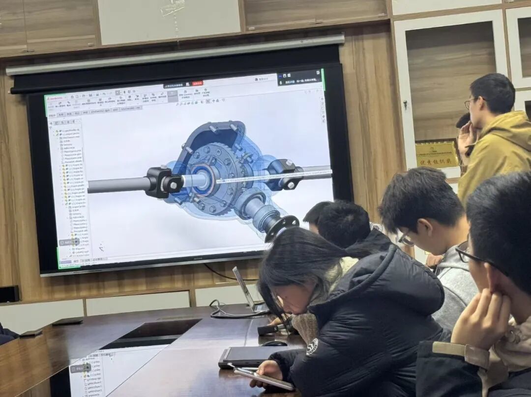 聚焦巴哈赛车技术攻关！这场交流会干货满满
