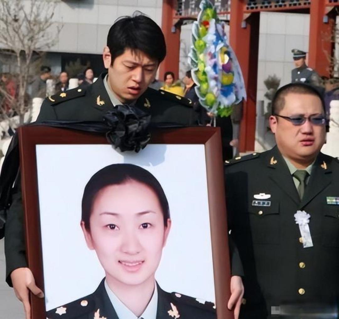 亡妻尸骨未寒便再娶,八一队最帅球员,凭啥被前岳父母百般赞扬?