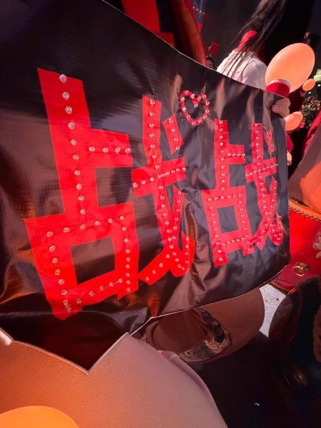 将晚会唱成演唱会,肖战的“顶级现场”到底有何不同?